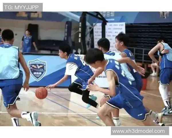 姚明助力校园篮球发展促进青年球员成长与校园球队建设