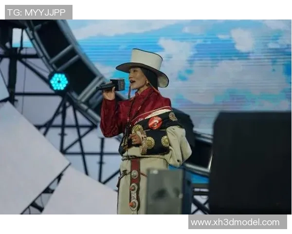 藏族明星在足球场上的闪耀时刻与文化传承的完美结合